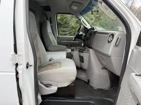 2012 Ford E-Series E-250