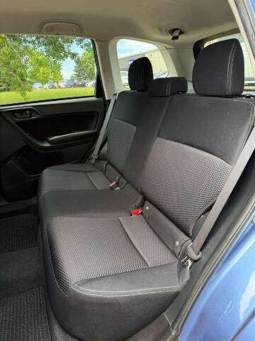 2016 Subaru Forester 2.5i