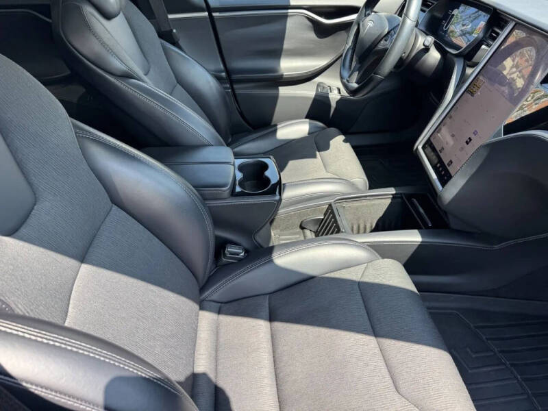 2018 Tesla Model S 75D