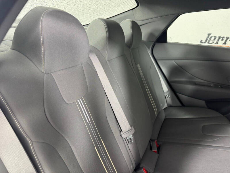 2022 Hyundai Elantra