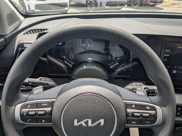 2024 Kia Sportage Hybrid LX