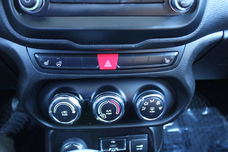 2017 Jeep Renegade Altitude