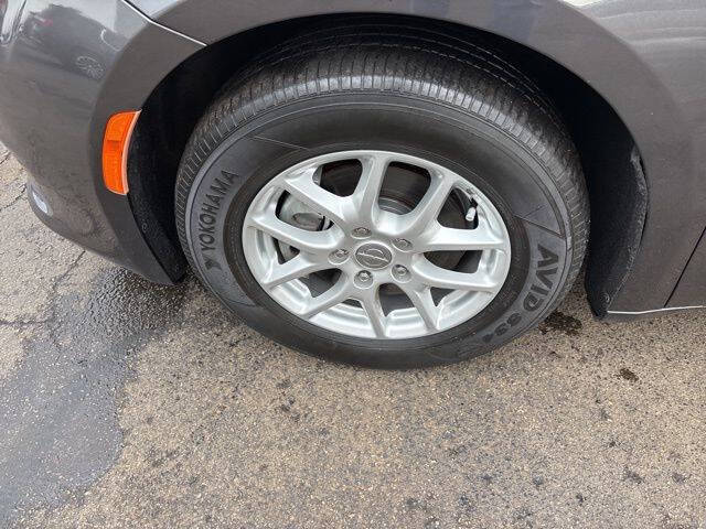 2020 Chrysler Voyager LXi