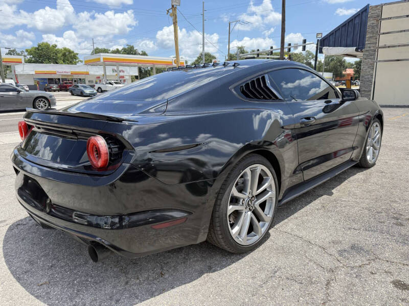 2016 Ford Mustang V6