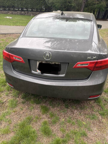 2013 Acura ILX 2.0L w/Tech