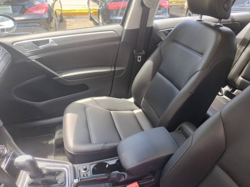 2021 Volkswagen Golf TSI