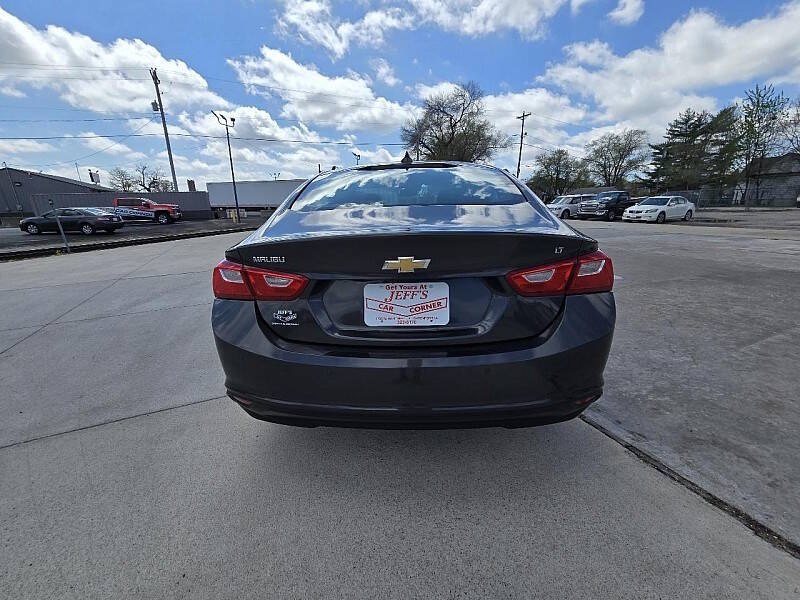 2017 Chevrolet Malibu LT