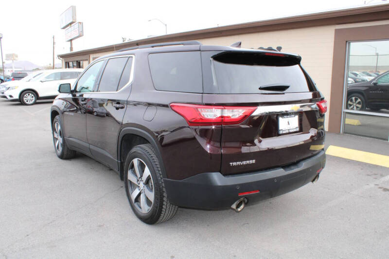 2020 Chevrolet Traverse LT Leather
