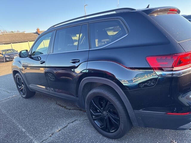 2023 Volkswagen Atlas SE