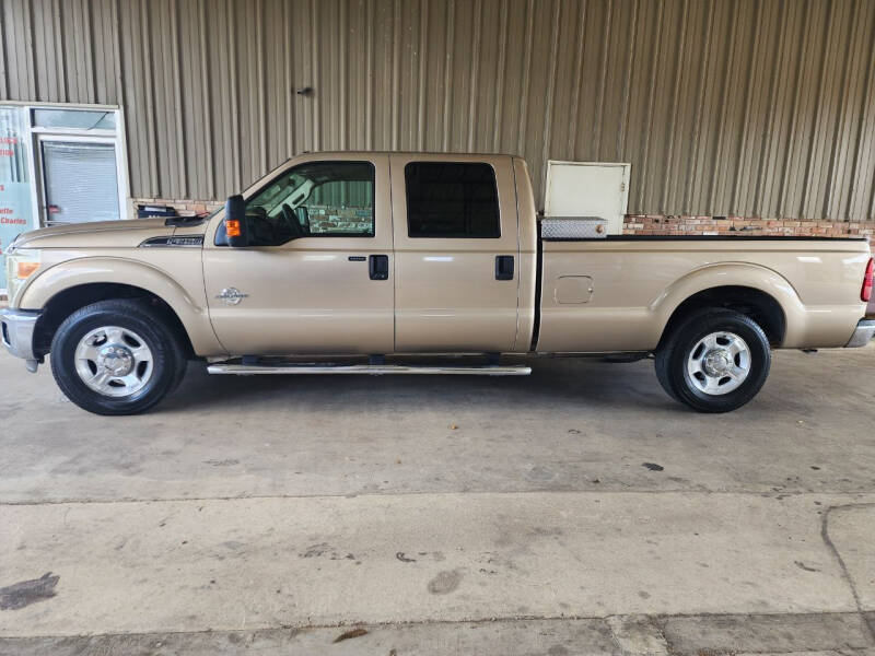 2012 Ford F-350 Super Duty XLT photo 2