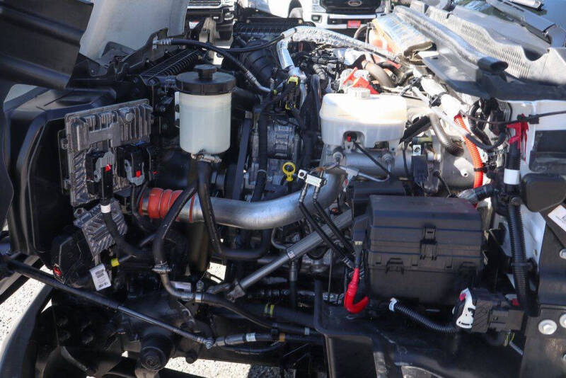 2023 Chevrolet Silverado 5500HD