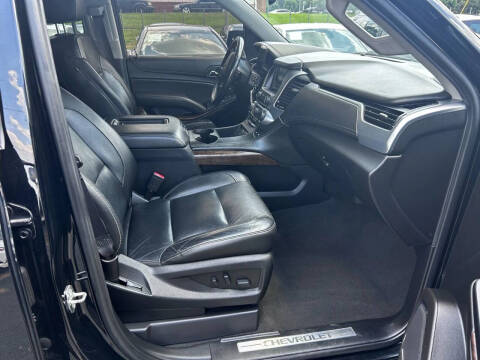 2019 Chevrolet Suburban LT