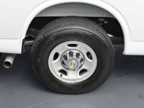2025 Chevrolet Express LT 3500