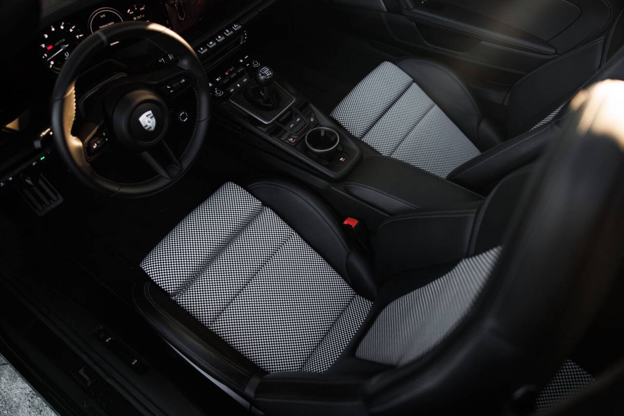 2022 Porsche 911 21