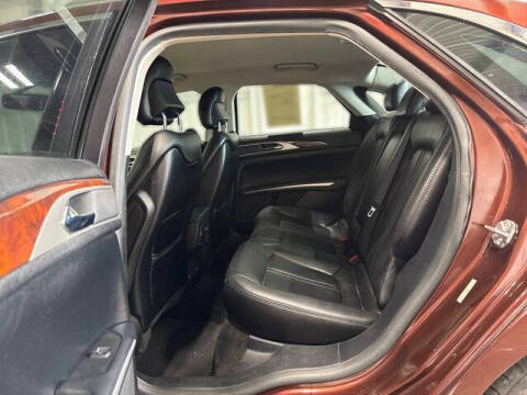 2016 Lincoln MKZ