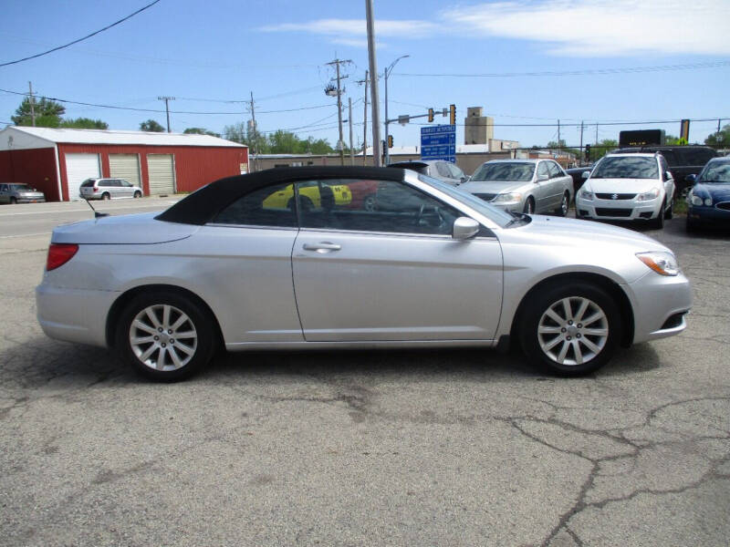 2012 Chrysler 200 Touring
