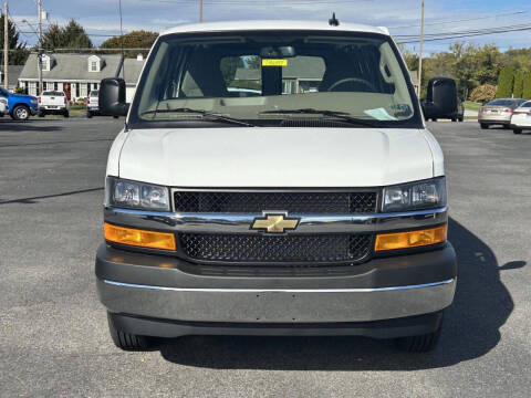 2025 Chevrolet Express 2500