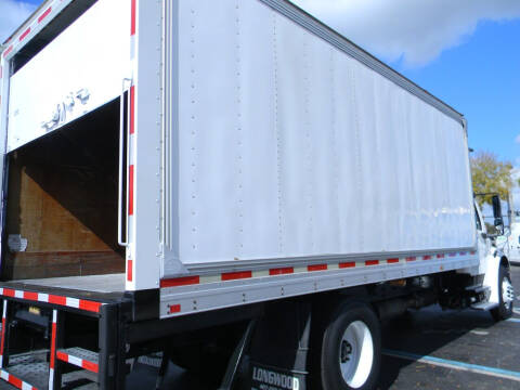 2015 Freightliner M2 106