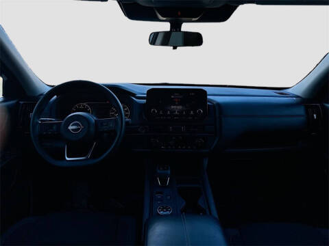 2024 Nissan Pathfinder S