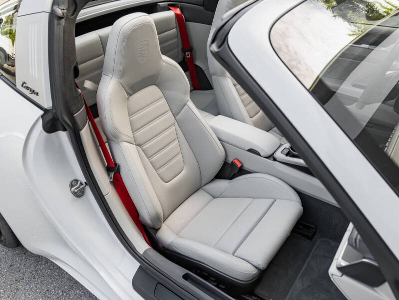 2023 Porsche 911 Targa 4 GTS