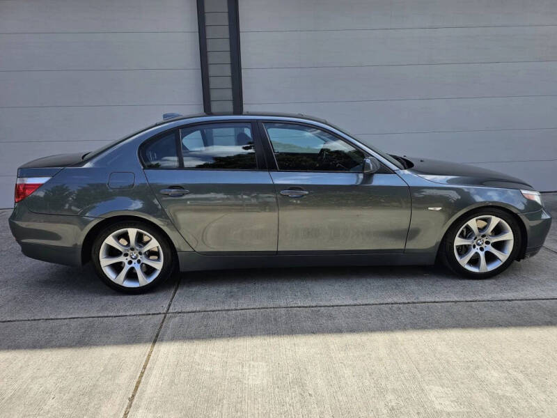 2004 BMW 5 Series 545i