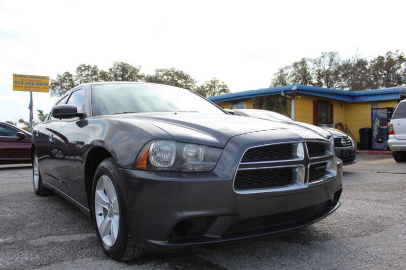 2013 Dodge Charger SE photo 10