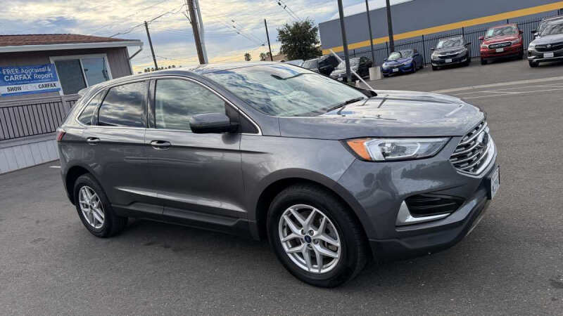 2022 Ford Edge SEL