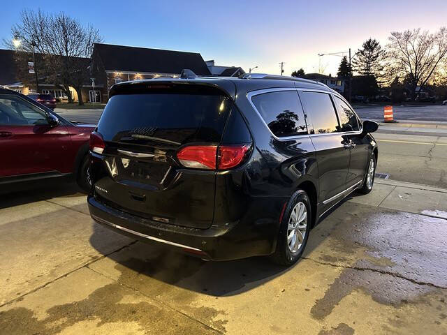 2018 Chrysler Pacifica Touring L