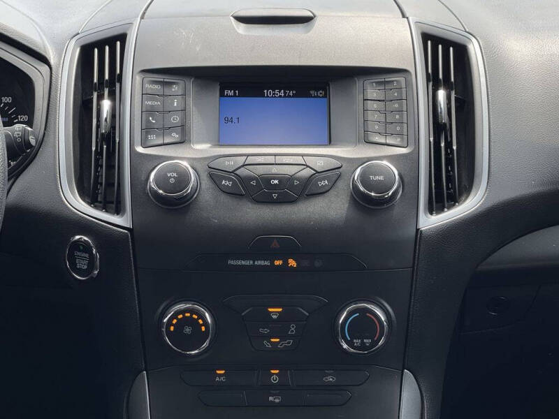 2019 Ford Edge SE