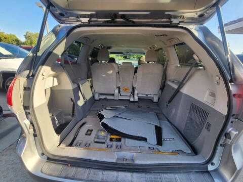 2011 Toyota Sienna