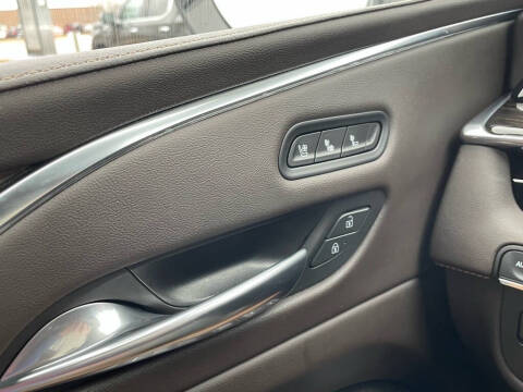 2022 Cadillac Escalade ESV Premium Luxury