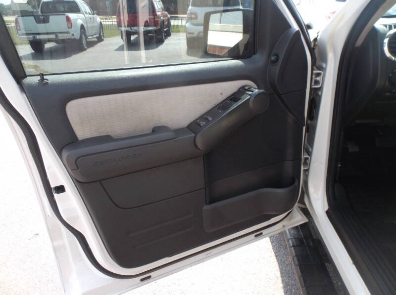 2008 Ford Explorer Sport Trac XLT