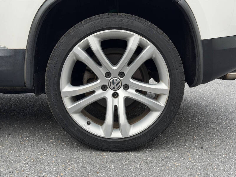 2013 Volkswagen Tiguan SEL 4Motion