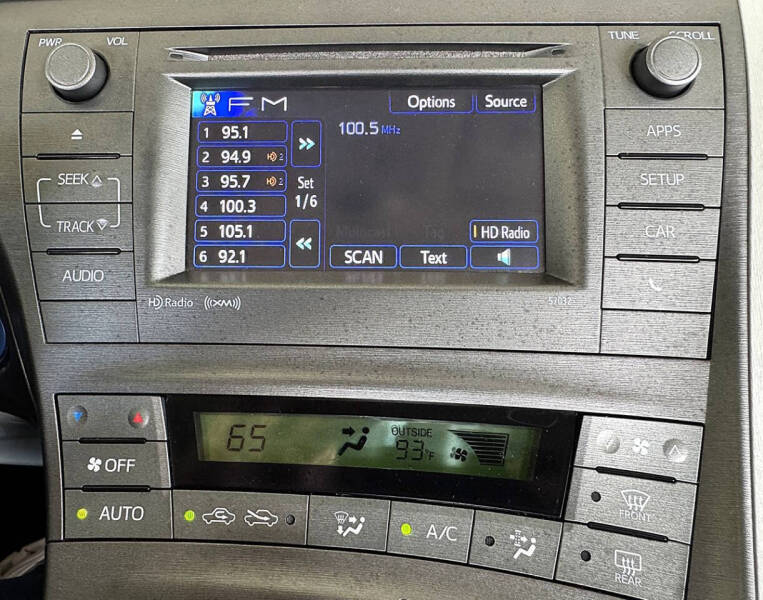 2012 Toyota Prius Two