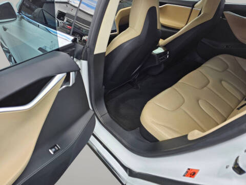 2014 Tesla Model S 85