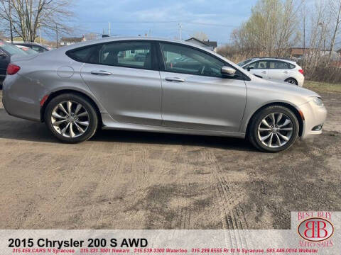 2015 Chrysler 200 S