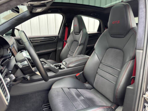 2022 Porsche Cayenne GTS Coupe
