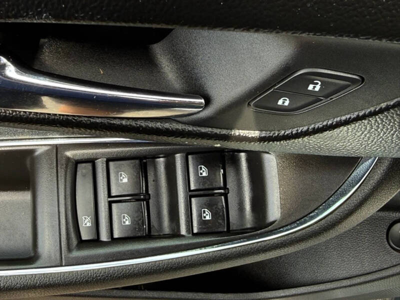 2017 Chevrolet Cruze LT Auto