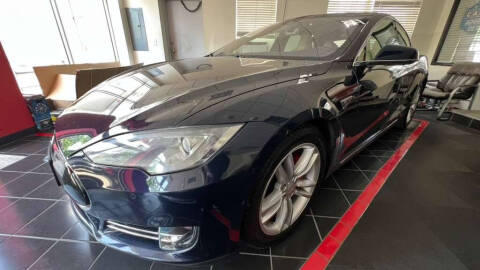 2015 Tesla Model S P85D