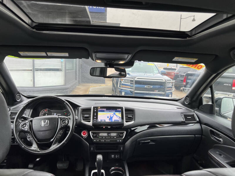 2017 Honda Ridgeline Black Edition