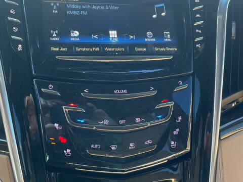 2019 Cadillac Escalade Platinum