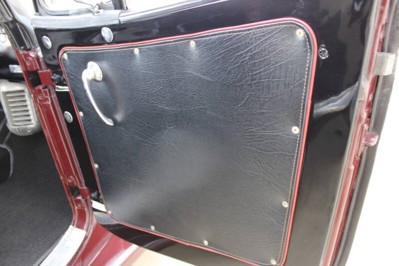 1950 Willys Jeepster