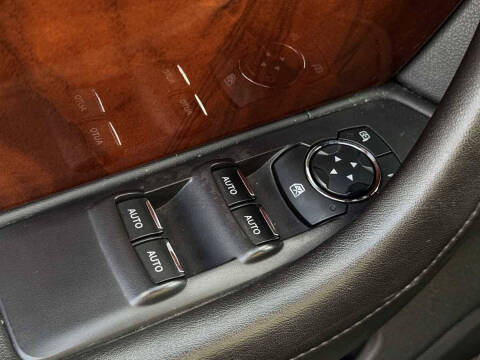 2015 Lincoln MKS