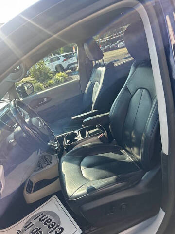 2019 Chrysler Pacifica Touring L