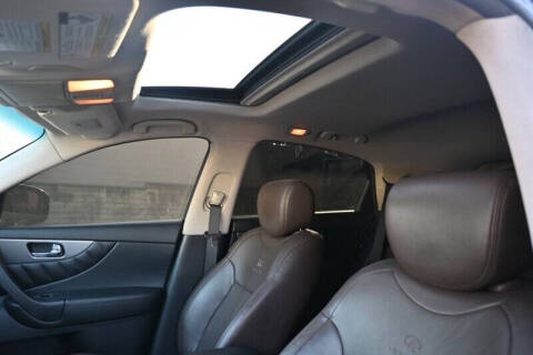 2012 Infiniti FX35