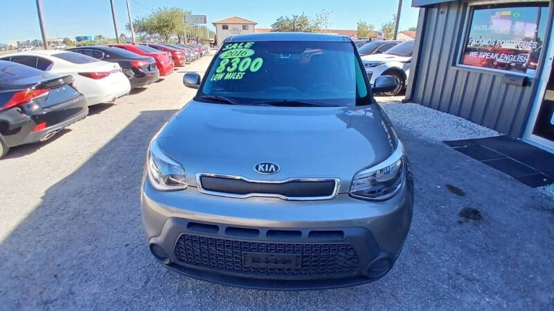Used 2016 Kia Soul Base with VIN KNDJN2A20G7404449 for sale in Fort Myers, FL