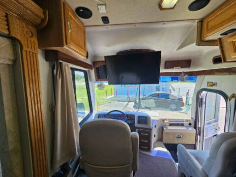 2002 Freightliner XC Chassis