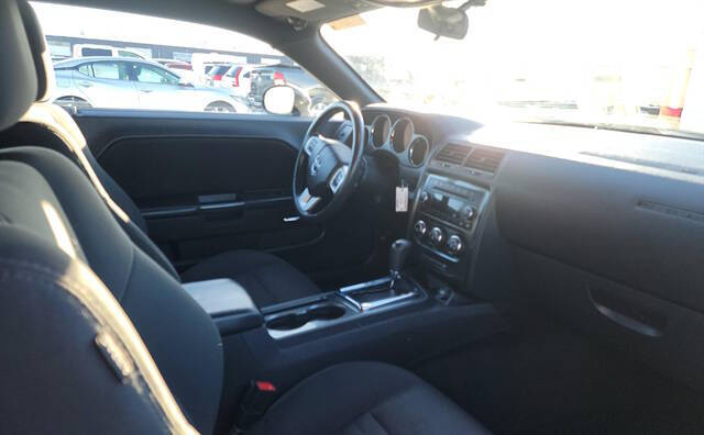 2013 Dodge Challenger SXT