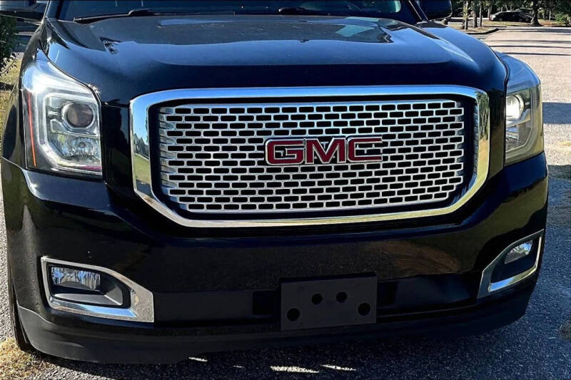 2017 GMC Yukon XL Denali