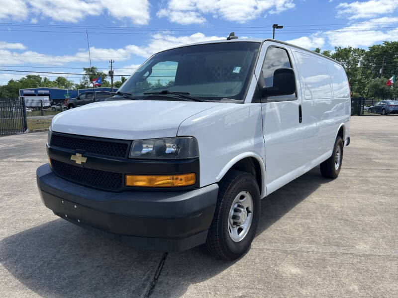 2021 Chevrolet Express Cargo Work Van's photo